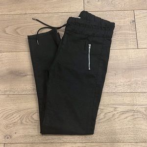 Bevy Flog black Pants